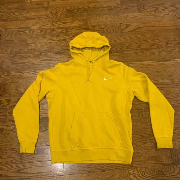 Mustard yellow nike hoodie - Picture 1 of 3